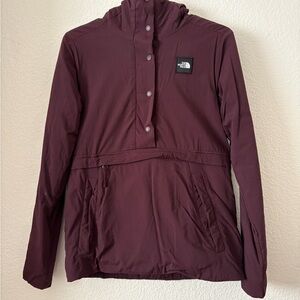 The North Face Women's insulated Jacket